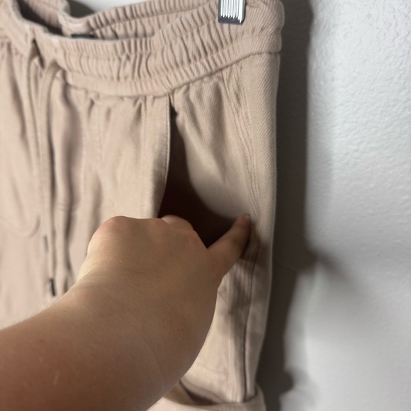 ATHLETA Farallon Cargo Crop Jogger Pants Silt Taupe - Picture 9 of 15